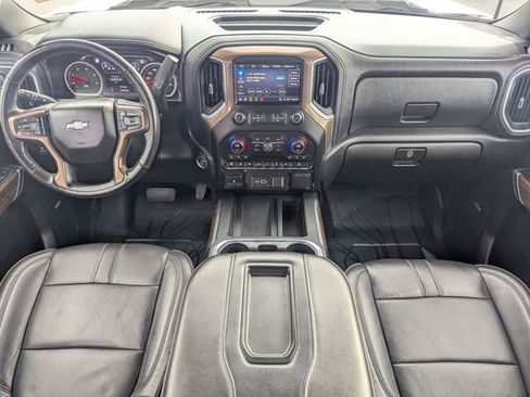 Used 2020 Chevrolet Silverado 2500 High Country w/ Z71 Off-Road Package image 14