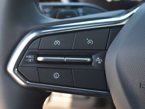 New 2026 Chevrolet Suburban Premier image 32