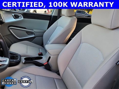 Certified 2023 Kia Soul LX w/ LX Technology Package image 13