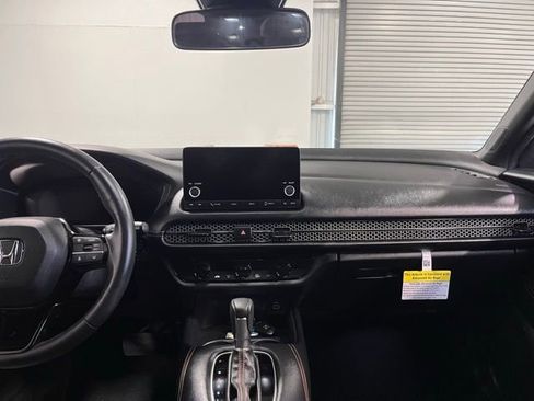 Used 2025 Honda HR-V Sport image 20
