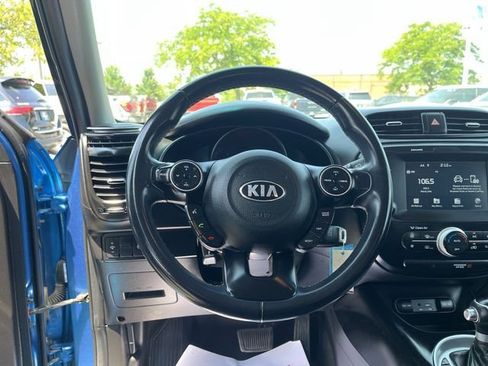 Used 2018 Kia Soul + FWD image 13