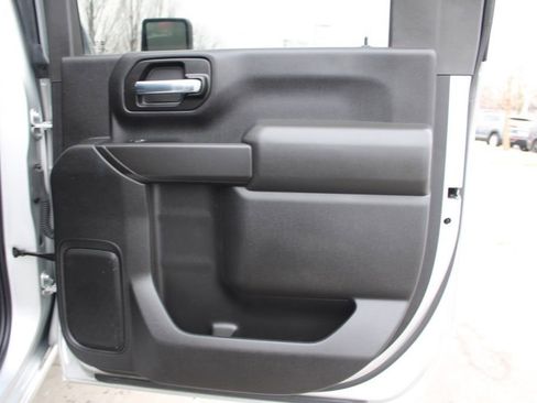 Used 2022 Chevrolet Silverado 2500 Custom w/ Custom Convenience Package image 23