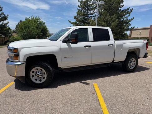 Used 2018 Chevrolet Silverado 3500 W/T w/ WT Fleet Convenience Package AWD/4WD image 3