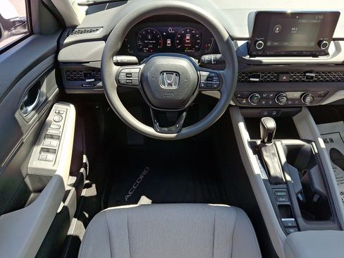 Used 2023 Honda Accord EX image 11