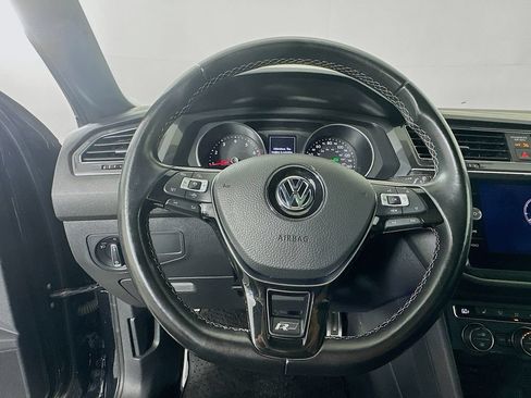 Used 2021 Volkswagen Tiguan SE R-Line AWD/4WD image 11