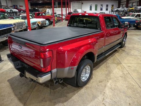 Used 2022 Ford F350 Lariat w/ Lariat Ultimate Package RWD image 17