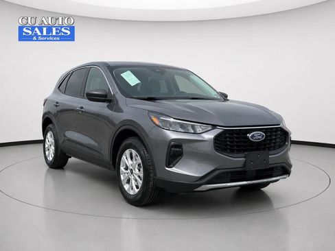 Used 2023 Ford Escape Active w/ Tech Pack #1 AWD/4WD image 1