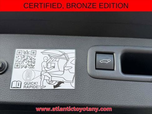 Certified 2023 Toyota Highlander Bronze Edition AWD/4WD image 15
