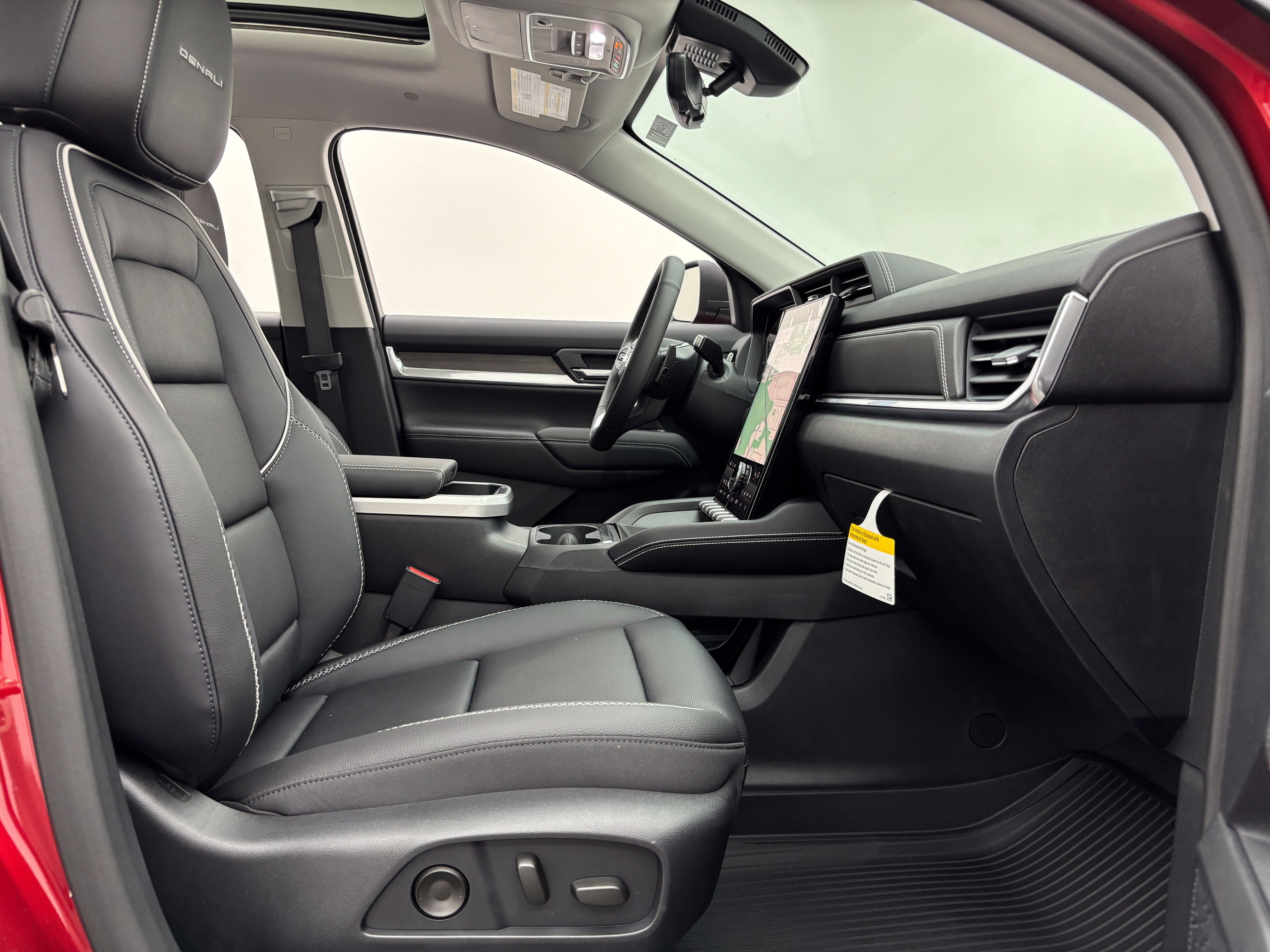 New 2027 GMC Terrain Denali w/ LPO, Floor Liner Package AWD/4WD image 36