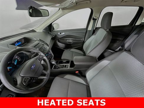 Used 2018 Ford Escape SE image 2