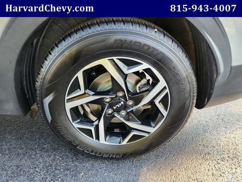 Used 2023 Kia Sportage LX image 42