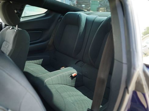 Used 2020 Ford Mustang Coupe RWD image 9