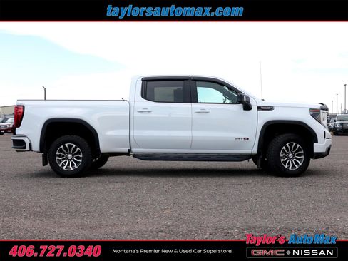 Used 2022 GMC Sierra 1500 AT4 w/ AT4 Premium Package AWD/4WD image 3