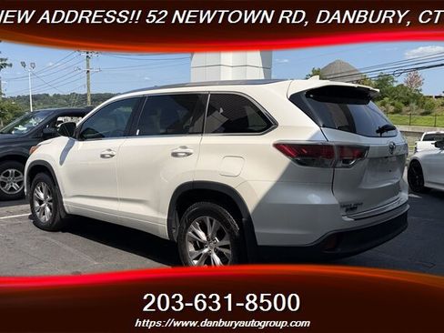 Used 2015 Toyota Highlander XLE AWD/4WD image 3