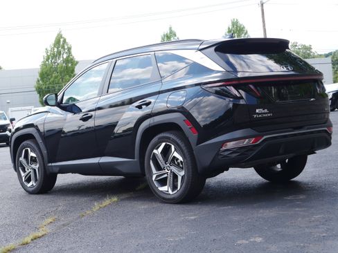 Used 2024 Hyundai Tucson SEL w/ Convenience Package AWD/4WD image 4