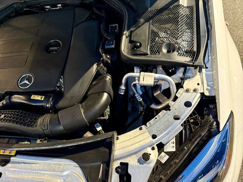 Used 2020 Mercedes-Benz C 300 4MATIC Cabriolet image 34