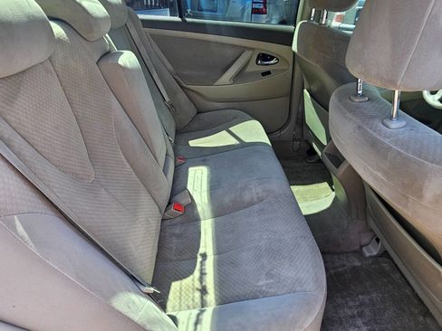 Used 2009 Toyota Camry LE image 7
