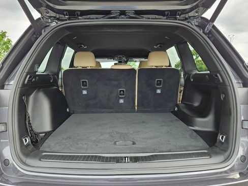 Used 2024 Jeep Grand Cherokee Limited RWD image 30
