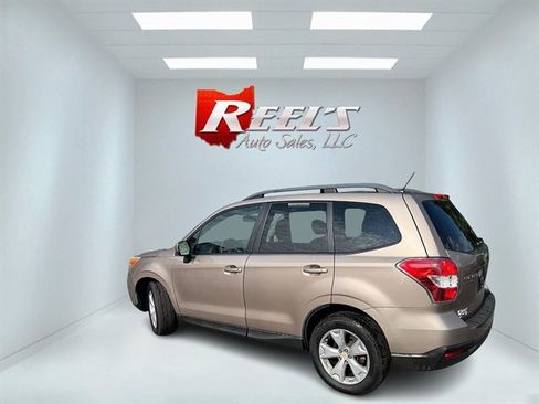 Used 2014 Subaru Forester 2.5i Premium w/ Popular Package #1 AWD/4WD image 32