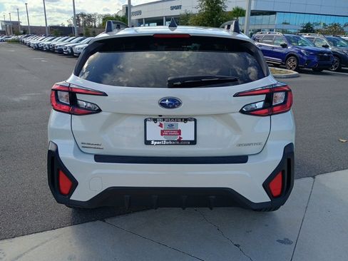 Certified 2024 Subaru Crosstrek 2.0i Premium image 6
