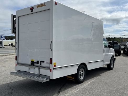 New 2025 GMC Savana 3500 w/ Power Convenience Package image 12