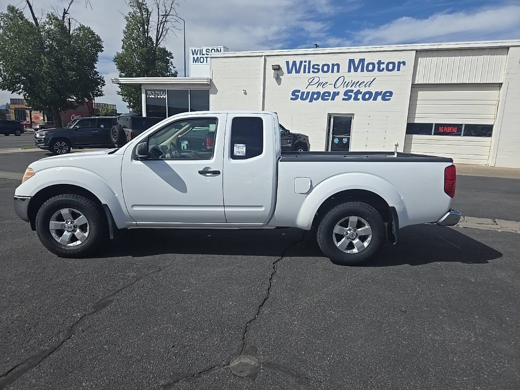 Used 2009 Nissan Frontier SE w/ SE Value Truck Pkg AWD/4WD image 8
