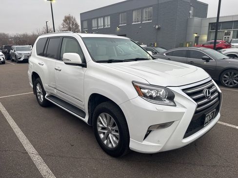Used 2019 Lexus GX 460 image 8
