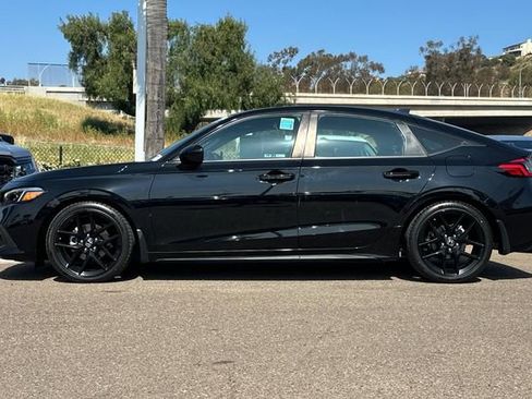 Used 2023 Honda Civic Sport image 9