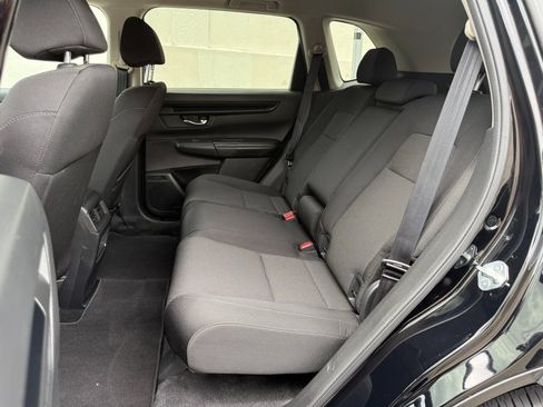 Used 2025 Honda CR-V EX image 8