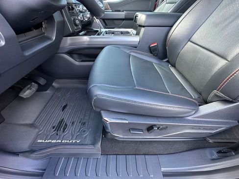 Used 2024 Ford F250 Lariat w/ Lariat Ultimate Package image 16