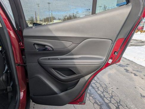 Used 2022 Buick Encore Preferred w/ Safety Package image 18