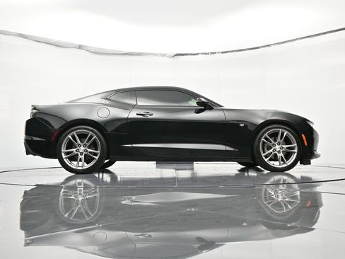 Used 2022 Chevrolet Camaro LT w/ RS Package image 35
