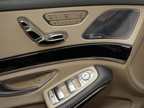 Used 2018 Mercedes-Benz Maybach S 560 4MATIC image 24