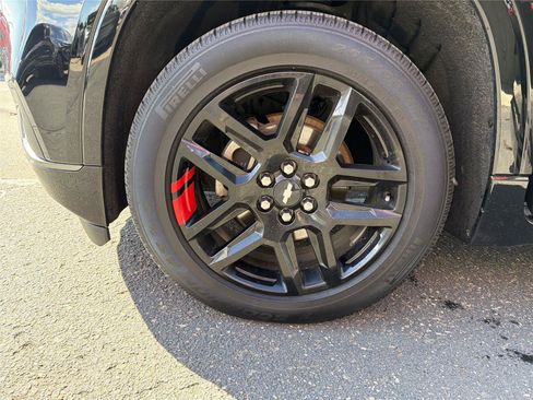 Used 2020 Chevrolet Traverse Premier w/ Redline Edition AWD/4WD image 28