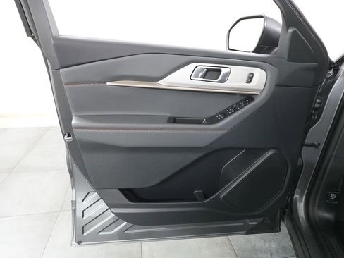 New 2026 Ford Explorer Active w/ Active Comfort Package AWD/4WD image 21