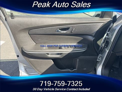 Used 2012 GMC Acadia SLT AWD/4WD image 13