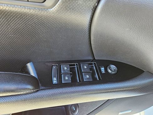 Used 2014 Cadillac XTS Premium image 18