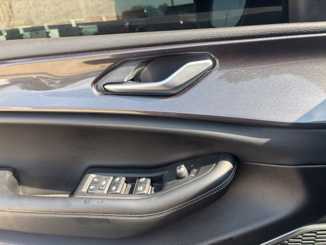 Used 2022 Jeep Grand Cherokee Altitude AWD/4WD image 24