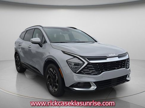 Used 2023 Kia Sportage SX image 4