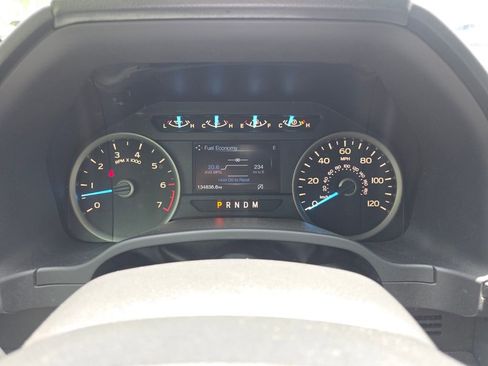 Used 2018 Ford F150 XLT w/ Equipment Group 302A Luxury RWD image 34