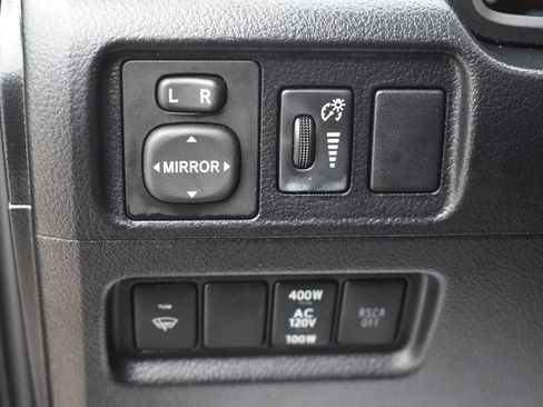 Used 2013 Toyota 4Runner Limited AWD/4WD image 26