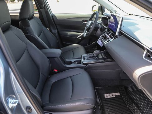 New 2026 Toyota Corolla Cross XLE FWD image 18