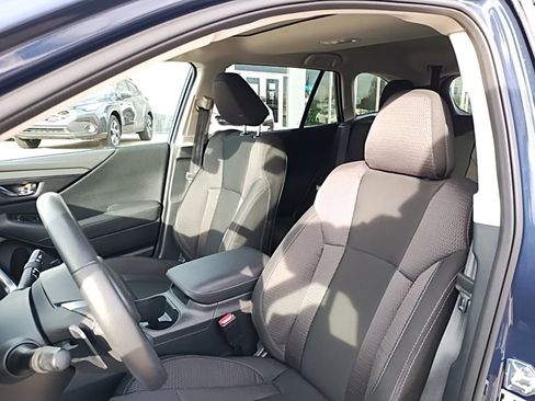 Certified 2025 Subaru Outback Premium w/ Popular Package #1A image 23