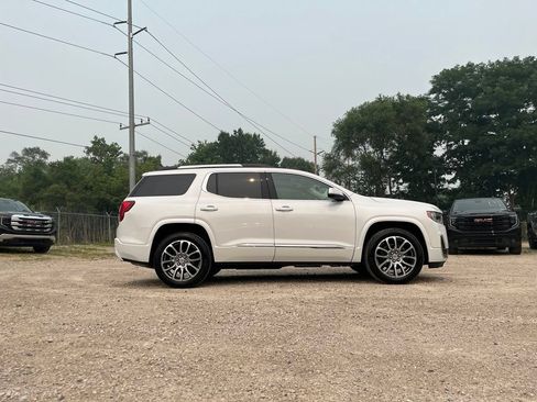Used 2023 GMC Acadia Denali w/ Denali Ultimate Package AWD/4WD image 8