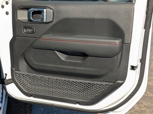 New 2026 Jeep Wrangler Unlimited Rubicon w/ Safety Group image 34