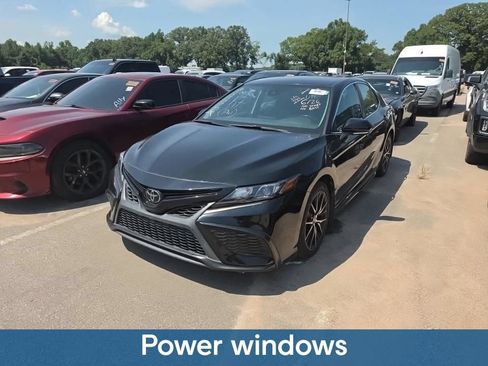 Used 2023 Toyota Camry SE w/ Convenience Package FWD image 8