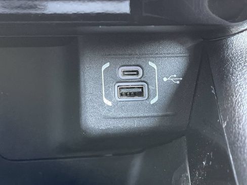 Used 2025 Jeep Compass Limited AWD/4WD image 38