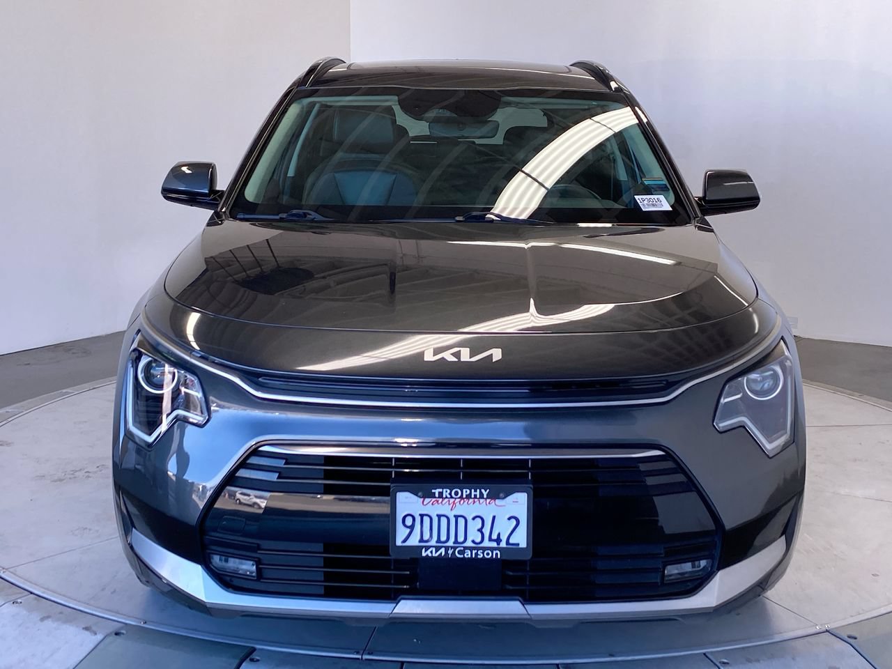 Certified 2023 Kia Niro EX Touring FWD image 8