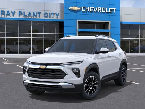 New 2026 Chevrolet TrailBlazer LT FWD image 6