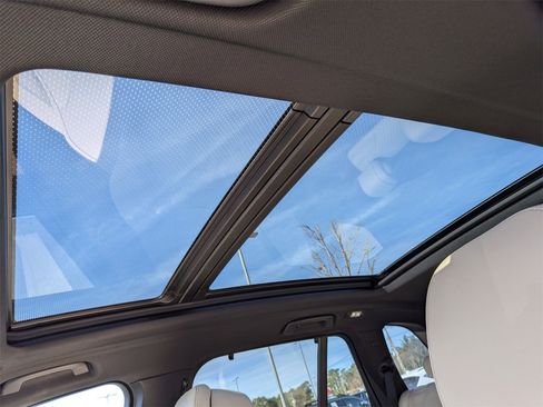 Used 2021 BMW X5 xDrive40i w/ Executive Package image 26